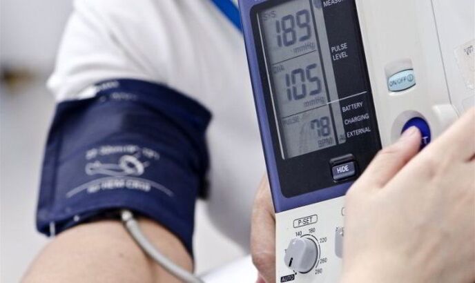 Hypoglycemia or hypertension