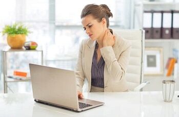 Symptoms of cervical spine osteoarthritis