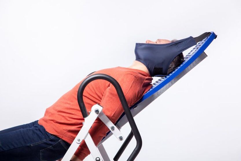 Traction therapy for cervical spondylosis
