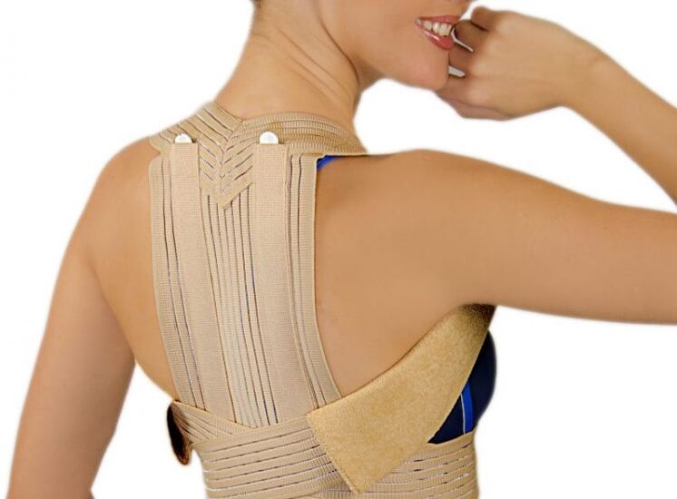 Wearing a corset can reduce the load on the spine affected by osteoarthritis